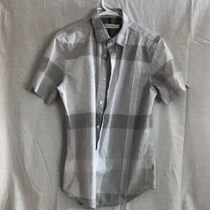 Men’s Calvin Klein shirt